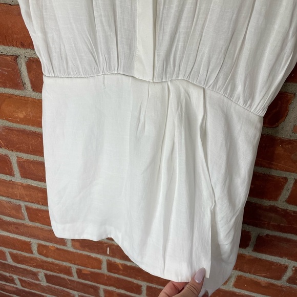 NWT The impeccable pig white faux wrap romper - Picture 3 of 8
